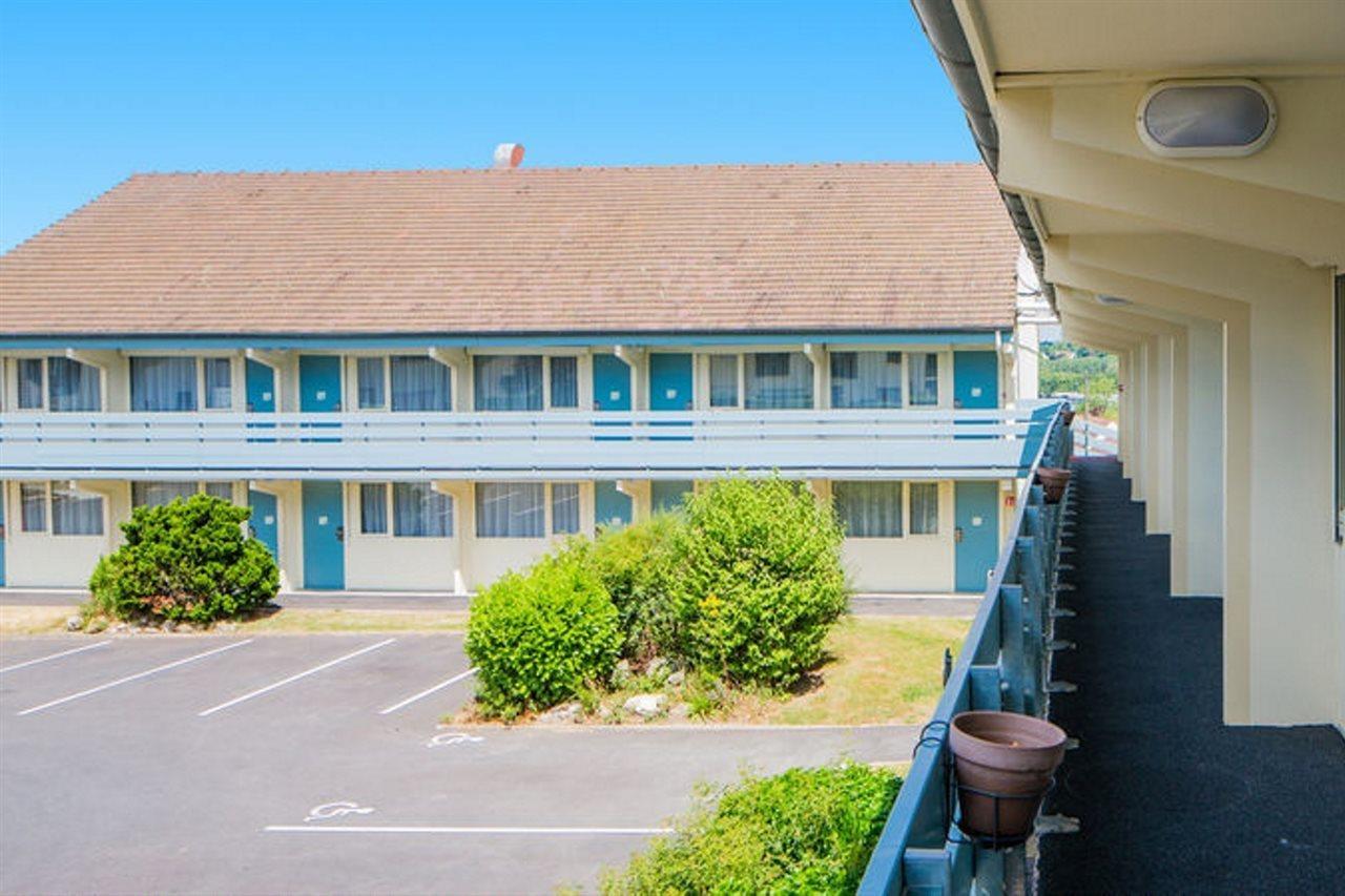 Campanile Melun Sud - Dammarie Les Lys Hotel Exterior photo